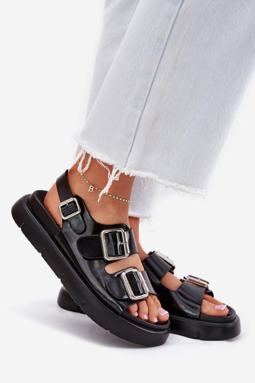 Oda Lakuotos basutės moterims su sagtimis Big Star RR274662 juodos spalvos