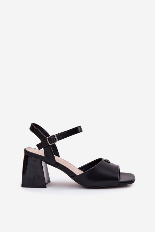 Moteriškos aukštakulnės basutės Vinceza 62235 juodos spalvos