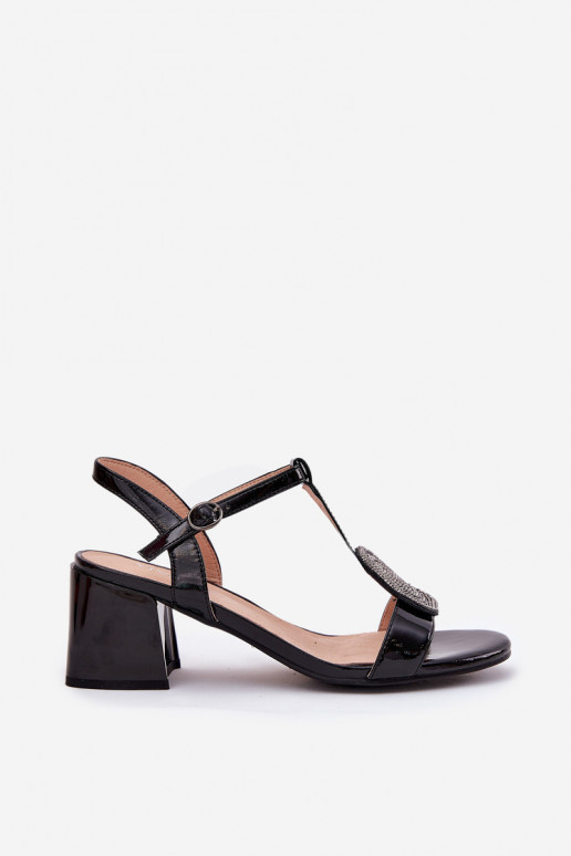 Oda Lakuotos basutės moterims su kulniukais su ornamentais Vinceza 91134 juodos spalvos