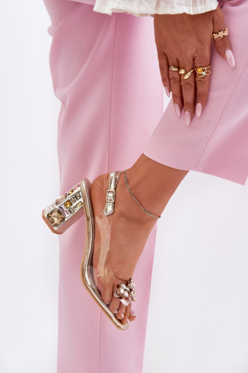 Perregimi basutės su kulniukais su spindinčiomis akutėmis Vinceza 70110 aukso spalvos