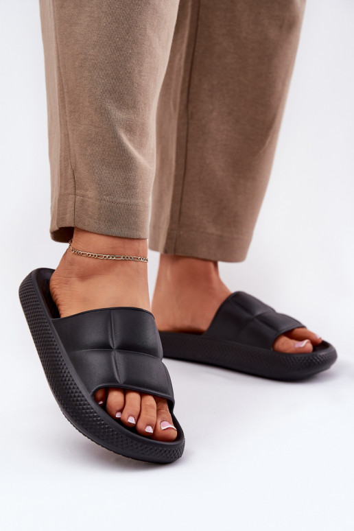 Lengvos šlepetės Moteriškos šlepetės LEE MAYA SLIDER INOMEN LOIN 50251016 juodos spalvos