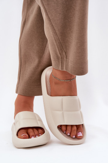 Lengvos šlepetės Moteriškos šlepetės LEE MAYA SLIDER INOMEN LOIN 50251016 smėlio spalvos