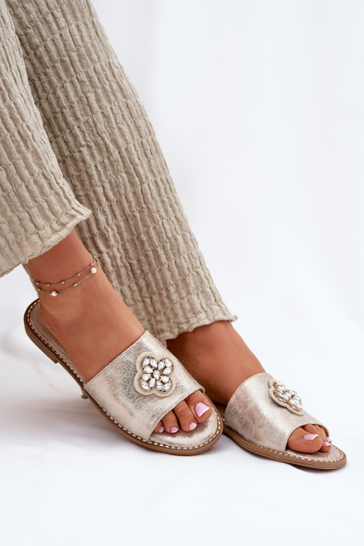 Moteriškos šlepetės su plačiais kulniukais Su puošniais Detalem S.Barski KV51-087 aukso spalvos