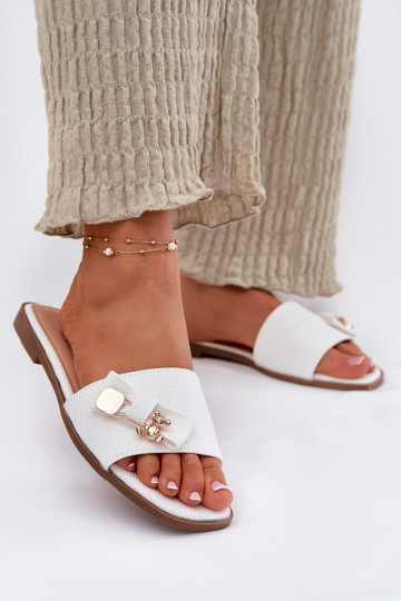 Moteriškos šlepetės su plačiais kulniukais su kaspinais baltos spalvos Sallariela 2