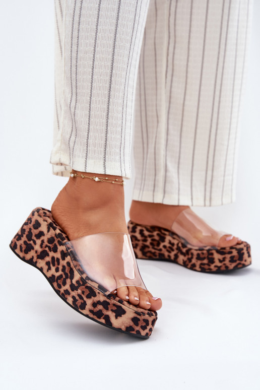 Moteriškos šlepetės Z Transparentnym Juostelėsem Ant pleišto su leopardo kailio raštais Meltiana