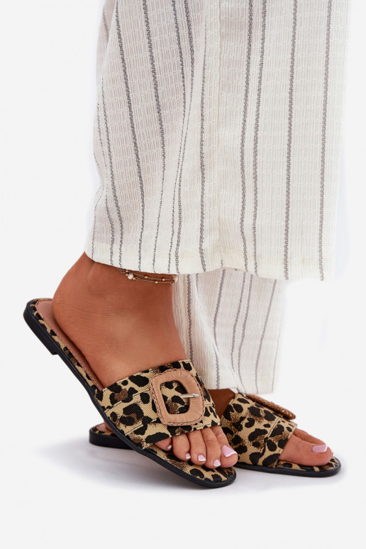 lygiapadžiai Moteriškos šlepetės dekoruoti su sagtimis su leopardo kailio raštais Clariola