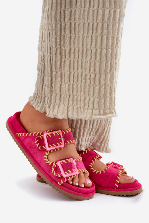 Moteriškos šlepetės su sagtimis I Ozdobnym Obszyciem rožinės spalvos Visley