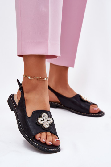 Moteriškos basutės su plačiais kulniukais Su puošniais Detalem S.Barski KV51-080 juodos spalvos