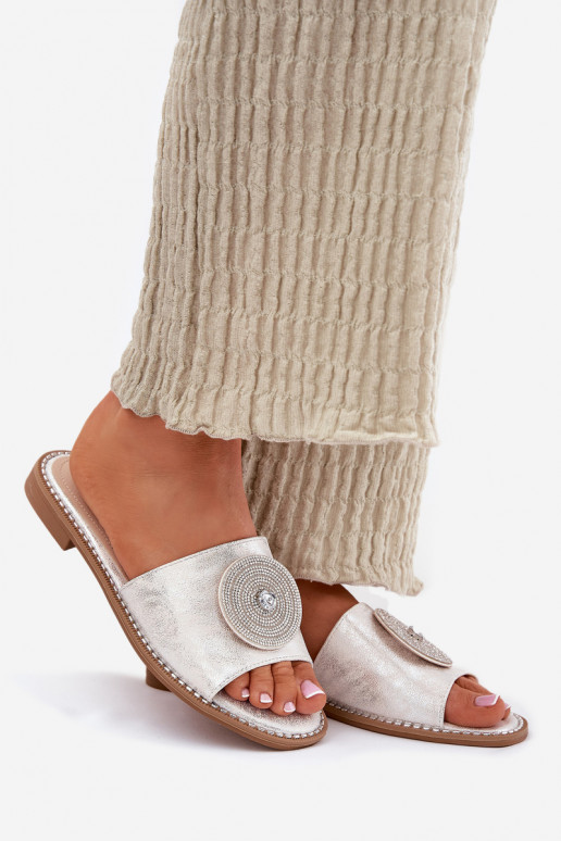 Moteriškos šlepetės su plačiais kulniukais su ornamentais S.Barski KV51-013 sidabro spalvos