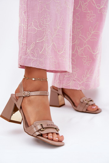 Oda Lakuotos basutės moterims su kulniukais smėlio spalvos Mevonelle