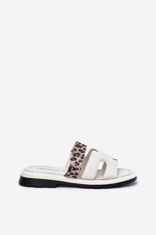 Odinės šlepetės Moteriškas Z su limpančiu užsegimuem su leopardo kailio raštais Vinceza 66769 dramblio kaulo spalvos