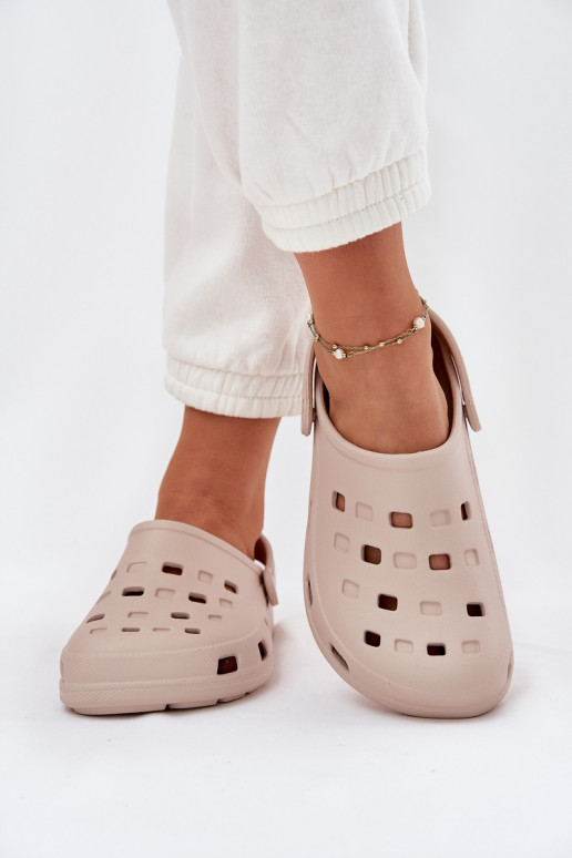 Moteriškos šlepetės Lengvos šlepetės LEMIGO 806 smėlio spalvos