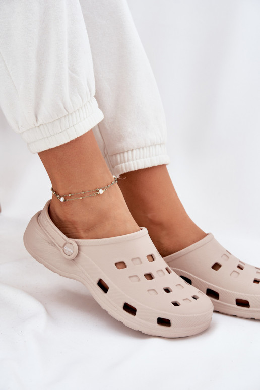 Moteriškos šlepetės Lengvos šlepetės LEMIGO 806 smėlio spalvos