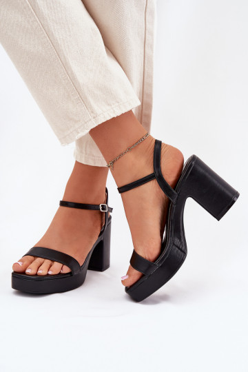 Dirbtinės odos moteriškos basutės su kulniukais Lillita juodos spalvos 2