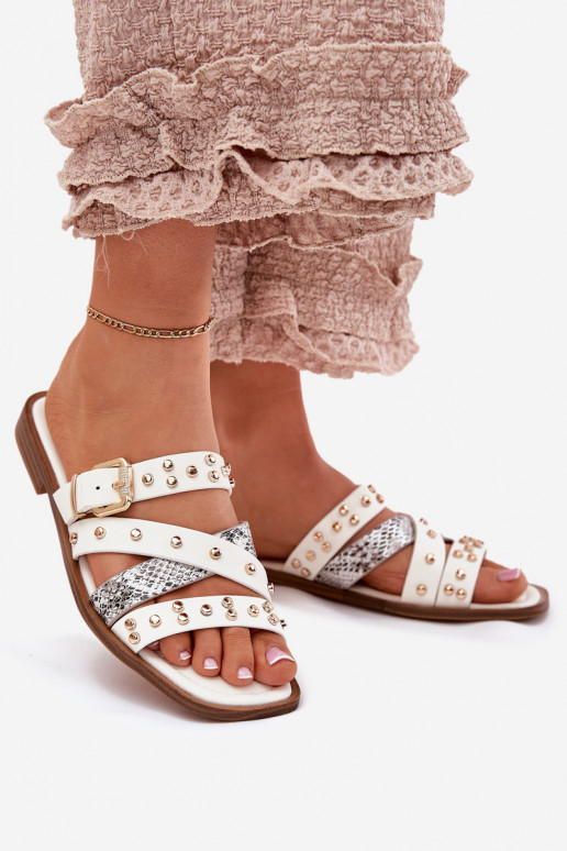 Dekoruotos Moteriškos šlepetės su plačiais kulniukais su juostelėmis I su sagtimis baltos spalvos Tai turinitte Dekoruotos Moteriškos šlepetės su plačiais kulniukais su juostelėmis I su sagtimis baltos spalvos Tai turinitte