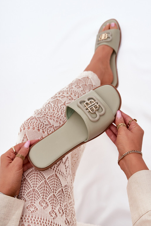 lygiapadžiai Moteriškos šlepetės Su puošniais Detalem žalios spalvos Nenitta