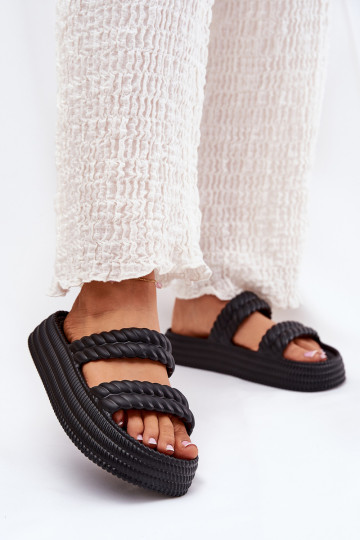 Lengvos moteriškos šlepetės...