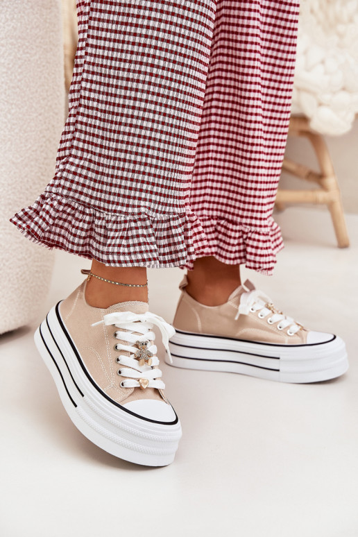 Laisvalaikio bateliai su platforma Ze aukso spalvosmi Przypinkami smėlio spalvos Fiorina Laisvalaikio bateliai su platforma Ze aukso spalvosmi Przypinkami smėlio spalvos Fiorina