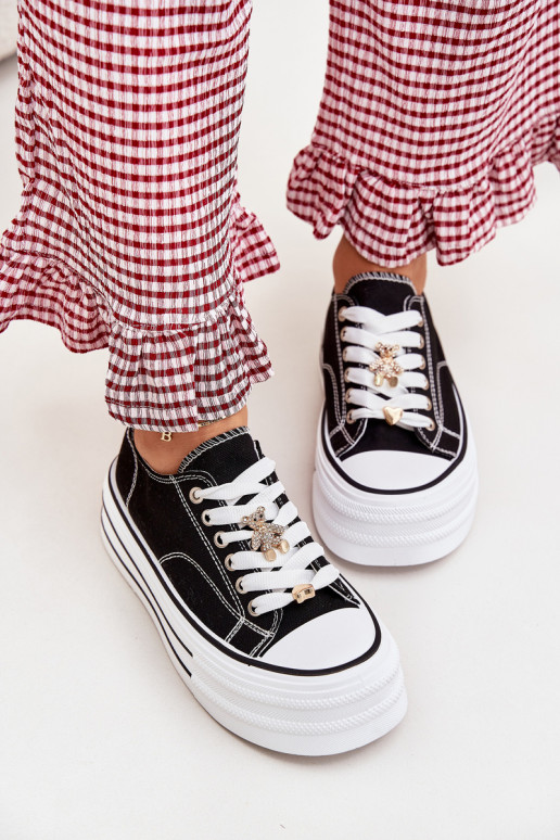 Laisvalaikio bateliai su platforma Ze aukso spalvosmi Przypinkami juodos spalvos Fiorina