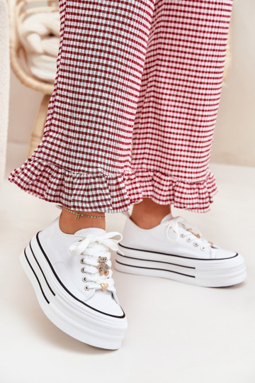 Laisvalaikio bateliai su platforma Ze aukso spalvosmi Przypinkami baltos spalvos Fiorina 2