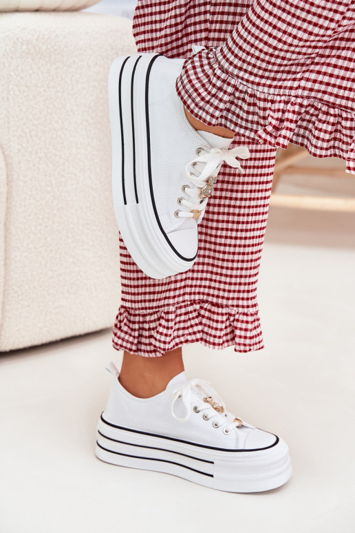 Laisvalaikio bateliai su platforma Ze aukso spalvosmi Przypinkami baltos spalvos Fiorina