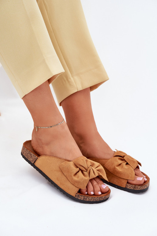 Moteriškos šlepetės Ant kamštinio pado Kokardką rudos spalvos Seressa