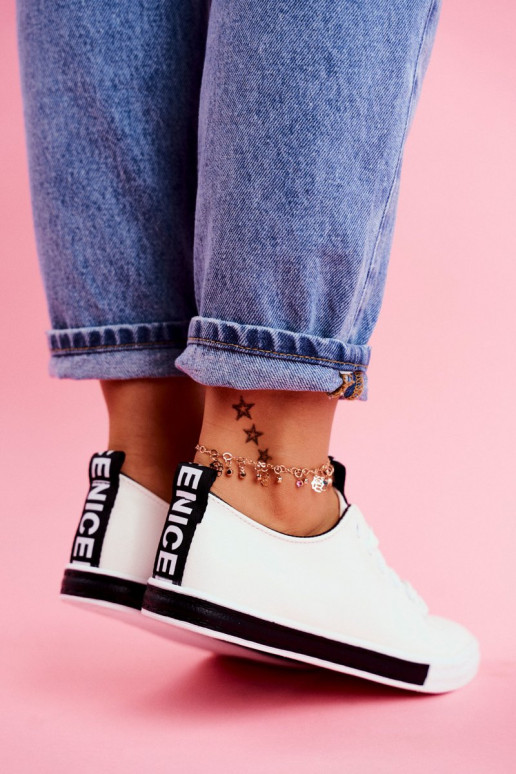 Klasikinio modelio sportbačiai juodos spalvos Ville