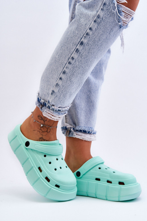 Crocs tipo šlepetės su paaukštinta platforma mėtinės spalvos Beckett Crocs tipo šlepetės su paaukštinta platforma mėtinės spalvos Beckett