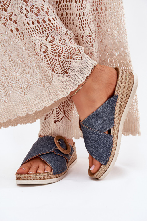 Moteriškos šlepetės Ant platformos dekoruoti su sagtimis Inblu RV000012 mėlynos spalvos Moteriškos šlepetės Ant platformos dekoruoti su sagtimis Inblu RV000012 mėlynos spalvos