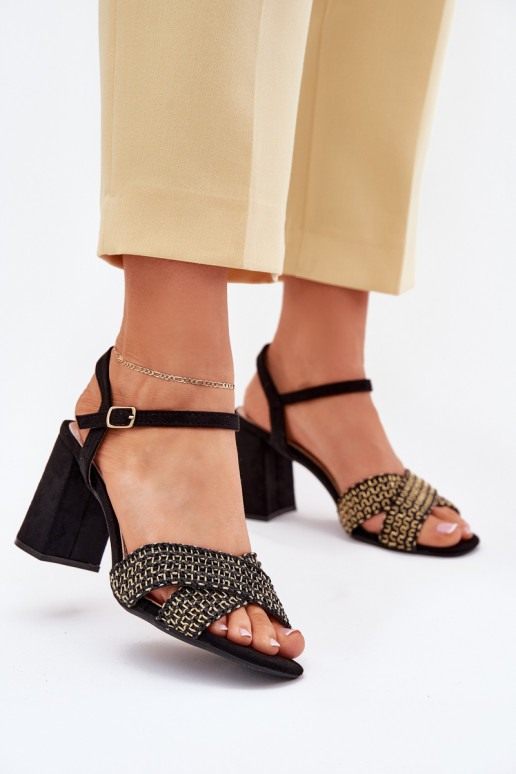 Moteriškos aukštakulnės basutės juodos spalvos Almera Moteriškos aukštakulnės basutės juodos spalvos Almera