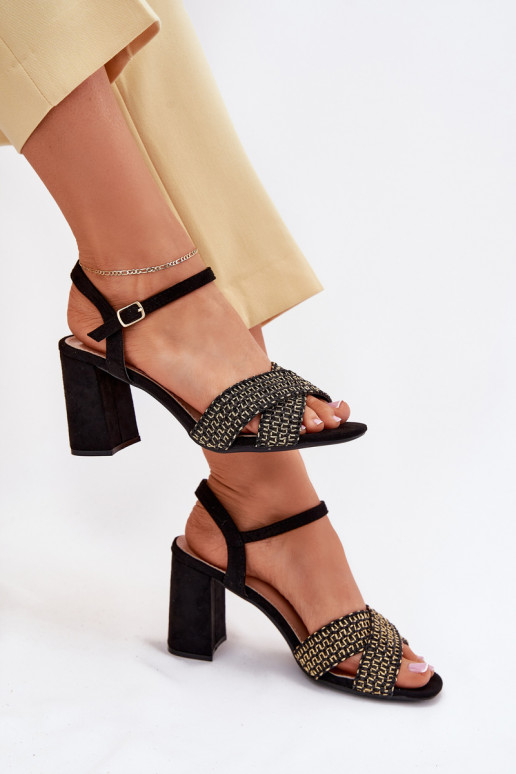 Moteriškos aukštakulnės basutės juodos spalvos Almera Moteriškos aukštakulnės basutės juodos spalvos Almera