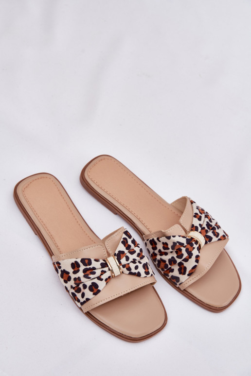 Moteriškos šlepetės su plačiais kulniukais su kaspinais smėlio spalvos Avenza Moteriškos šlepetės su plačiais kulniukais su kaspinais smėlio spalvos Avenza