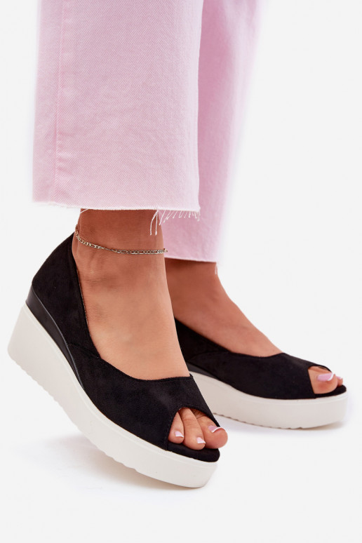 Moteriškos basutės Ant platformos Z iš eko zomšosu juodos spalvos Velira Moteriškos basutės Ant platformos Z iš eko zomšosu juodos spalvos Velira