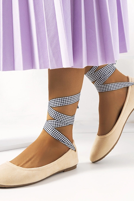 Rožiniai bateliai su kaspinėliu, „Acro"