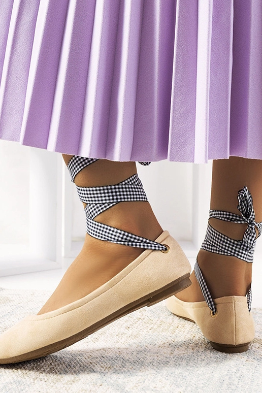 Rožiniai bateliai su kaspinėliu, „Acro"