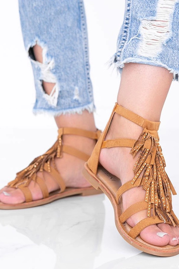 Juodi lakuoti sandalai ant... 2