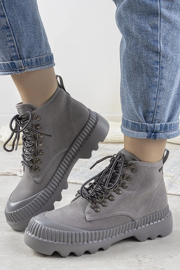 Tamsiai mėlyni turistiniai...