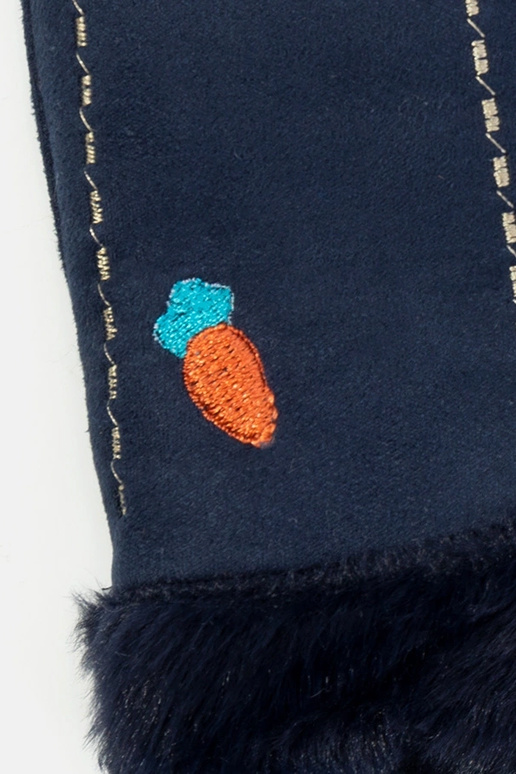 Tamsiai mėlynos morkų vaikiškos... Tamsiai mėlynos morkų vaikiškos...