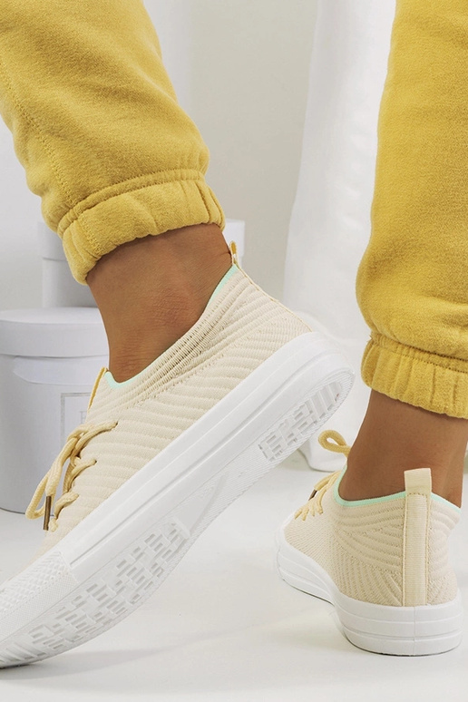 Moteriški smėlio spalvos suvarstomi...