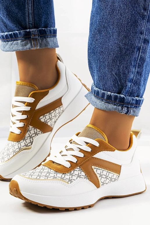 Mėlyna-smėliniai bateliai, „Waters"