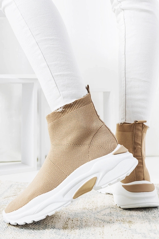 Smėlio spalvos aukšti sportiniai...