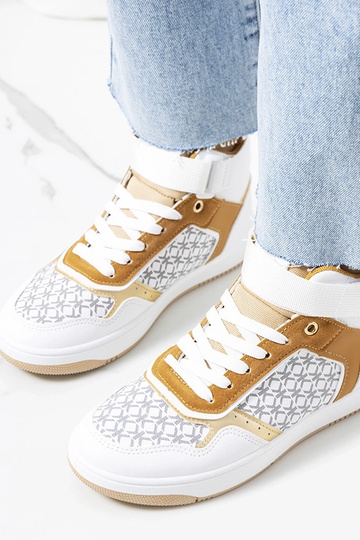 Baltos spalvos Emmers...