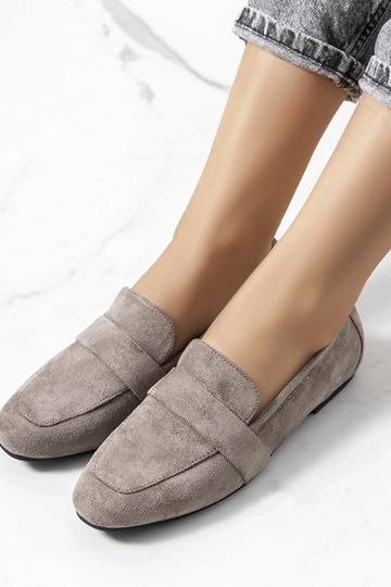 Hanna's pilki moteriški...