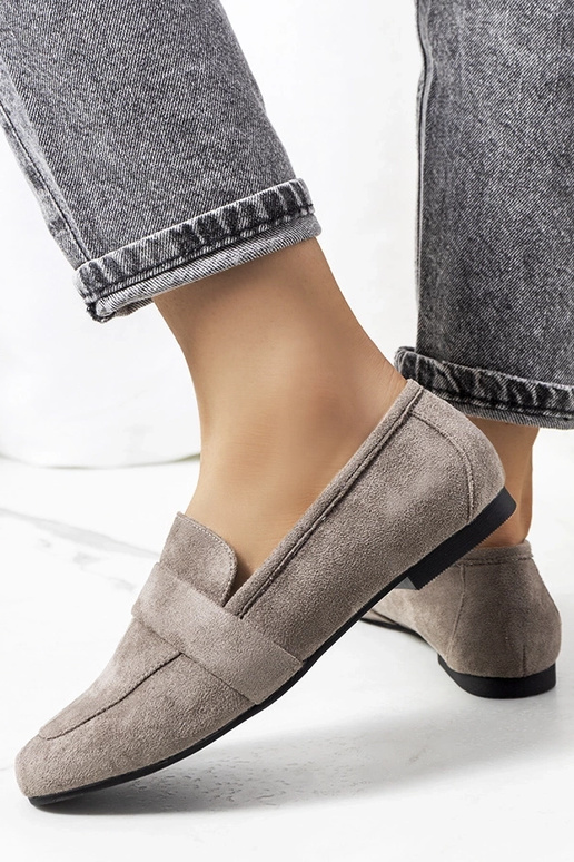 Hanna's pilki moteriški pusbačiai