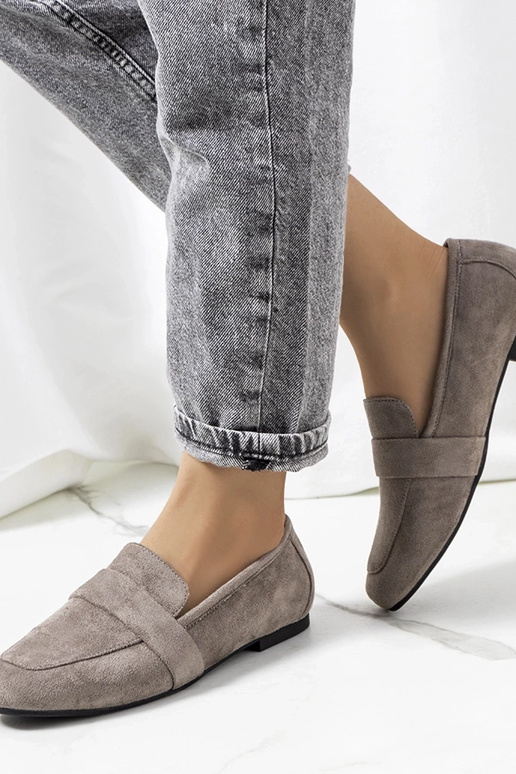 Hanna's pilki moteriški pusbačiai