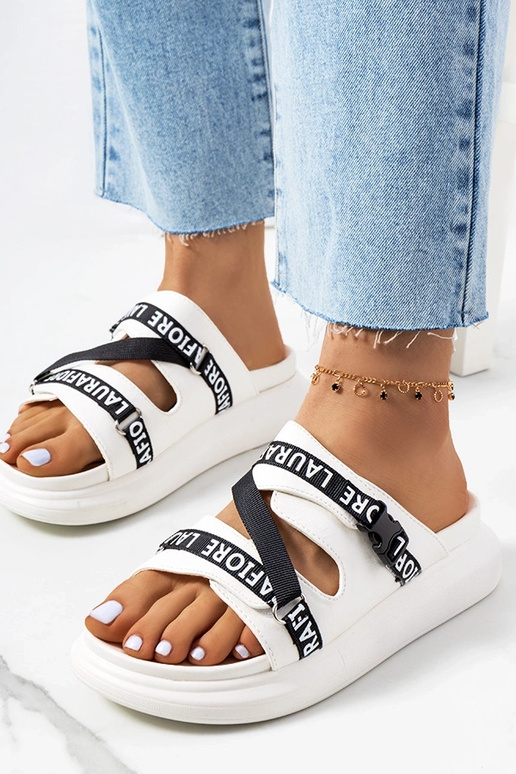 Baltos Kogil platforminės šlepetės Baltos Kogil platforminės šlepetės