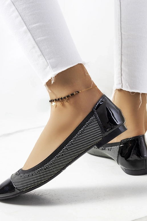 Jonna juodi taškiniai baleto butai