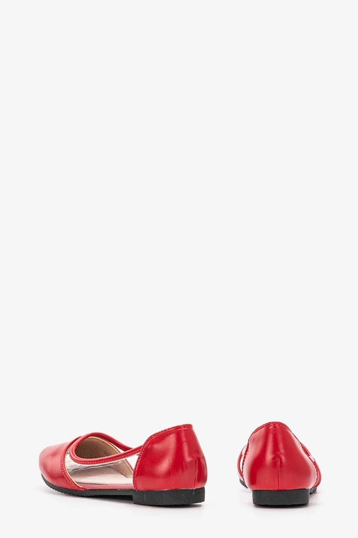 Raudoni pusiau permatomi Juva baleto...