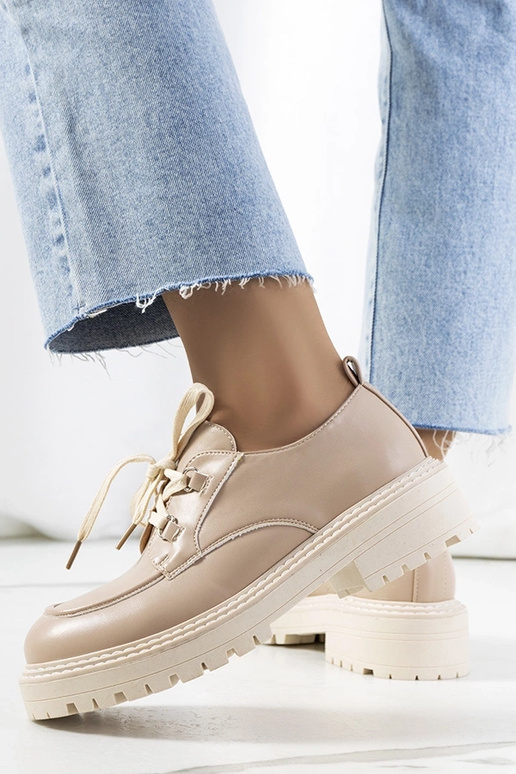 Rudi mokasinai, „Korten"