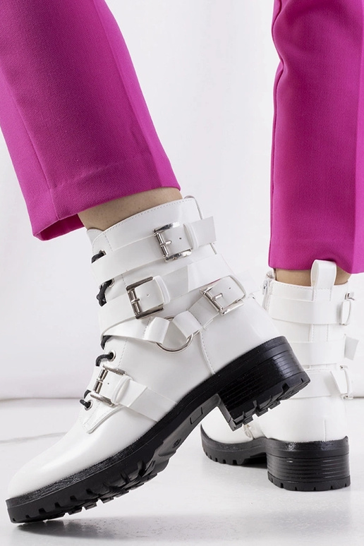 Donsa balti kulkšnies batai Donsa balti kulkšnies batai